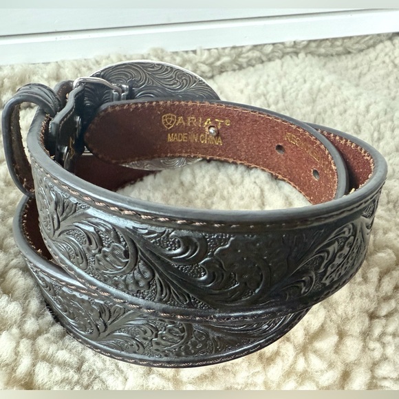 Ariat Boy's Tooled Western Belt with Removable Buckle size 24 30in black leather - Picture 3 of 17